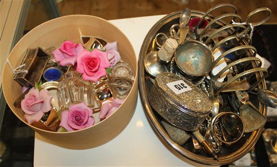 Silver napkin ring & spoon, enamel & silver-mounted scent bottle, ink bottle, sundry small plated wares etc